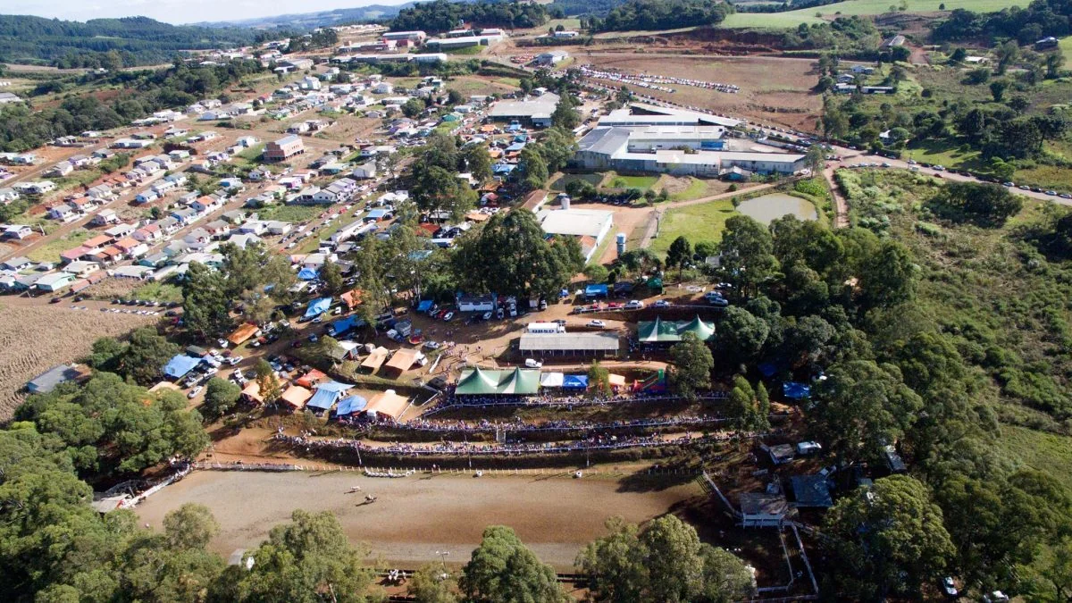 Praça da Liberdade em São Lourenço Do Oeste
