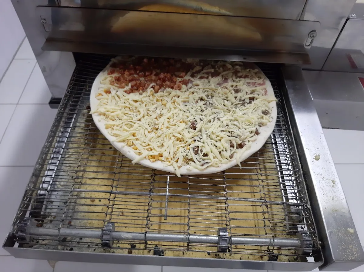 House Pizzaria